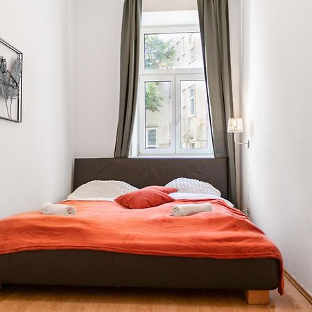Welcoming 3Br Budget Apt. Well Connected Vienne Extérieur photo