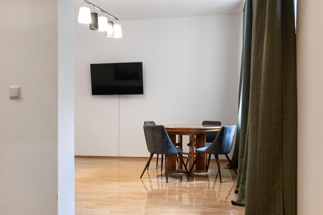 Welcoming 3Br Budget Apt. Well Connected Vienne Extérieur photo